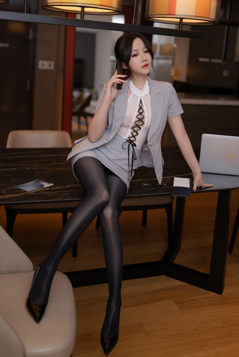 鱼子酱Fish 他的监控电话 内购无水印写真[122P1.44G]